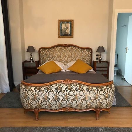 La Tour De Saint Cyr B&B 외부 사진